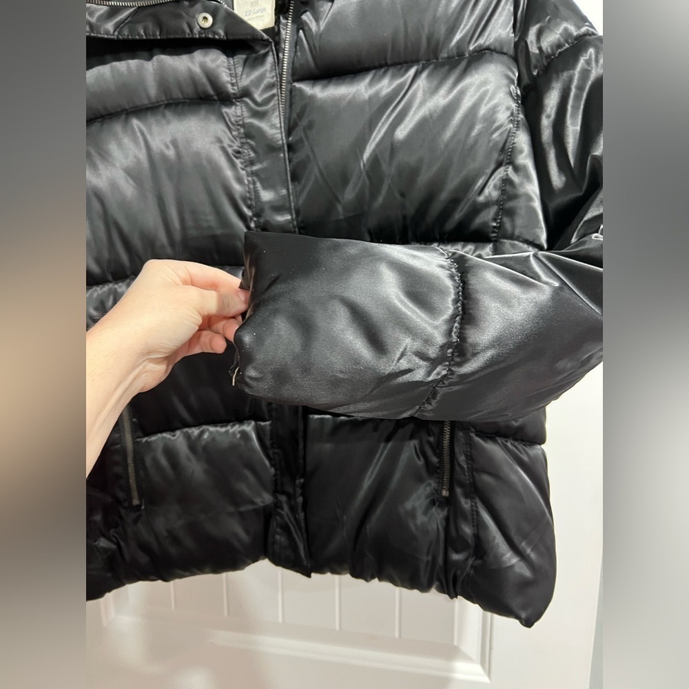 NEW NWT Old Navy black shiny puffer jacket coat 2x XXL - Picture 3 of 9